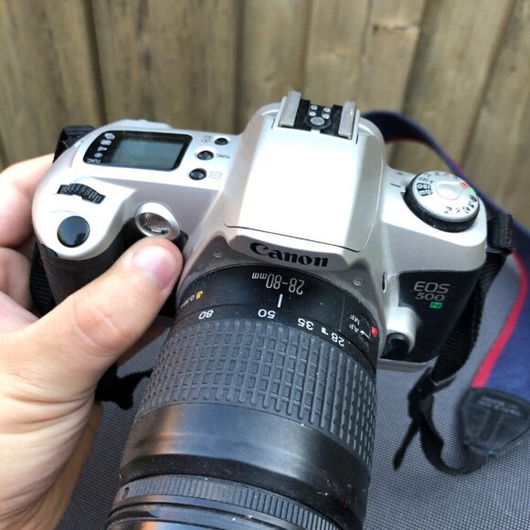 Canon EOS 500N 35mm Autofocus SLR Camera W/ 28-80mm Lens - Picture 8 of 14